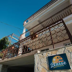 Blaise Apartament